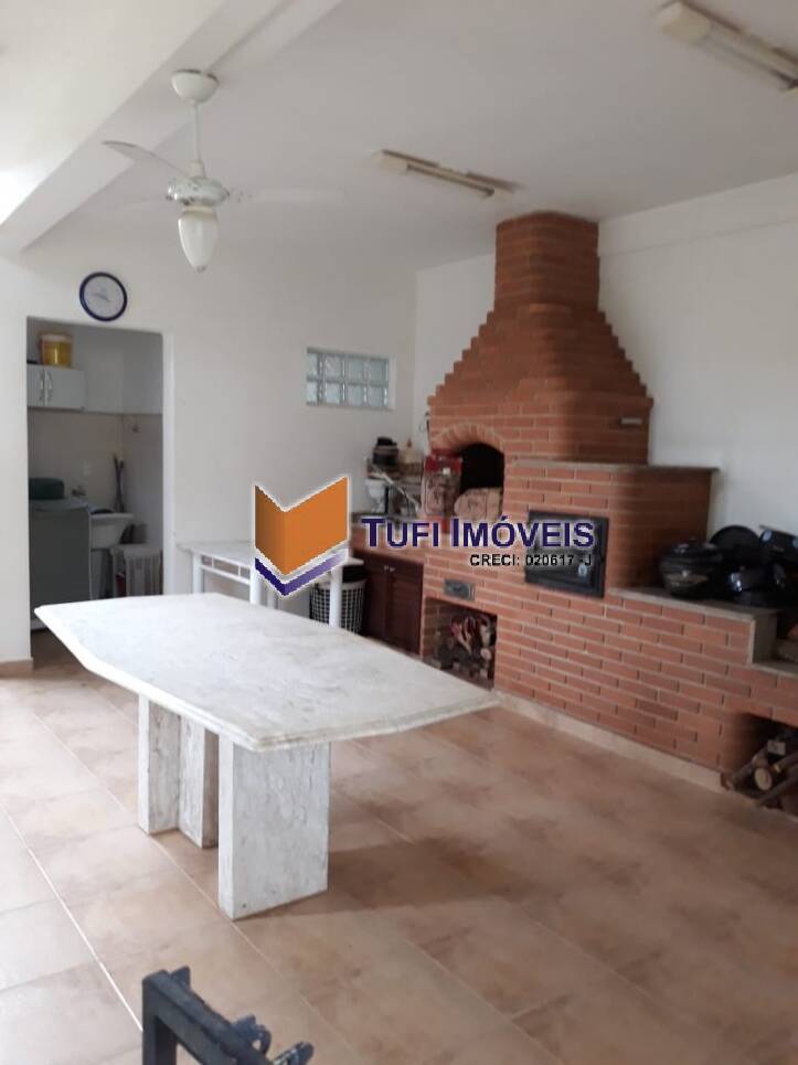 Casa à venda com 4 quartos, 314m² - Foto 18